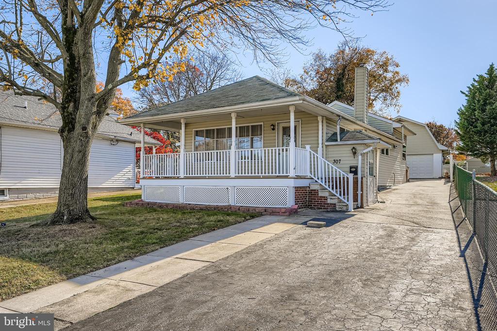 307 MONTROSE AVENUE