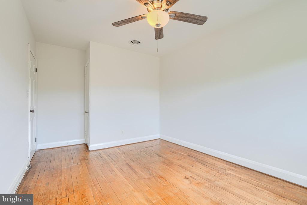 227 LINDEN AVENUE
