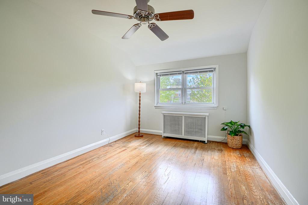 227 LINDEN AVENUE