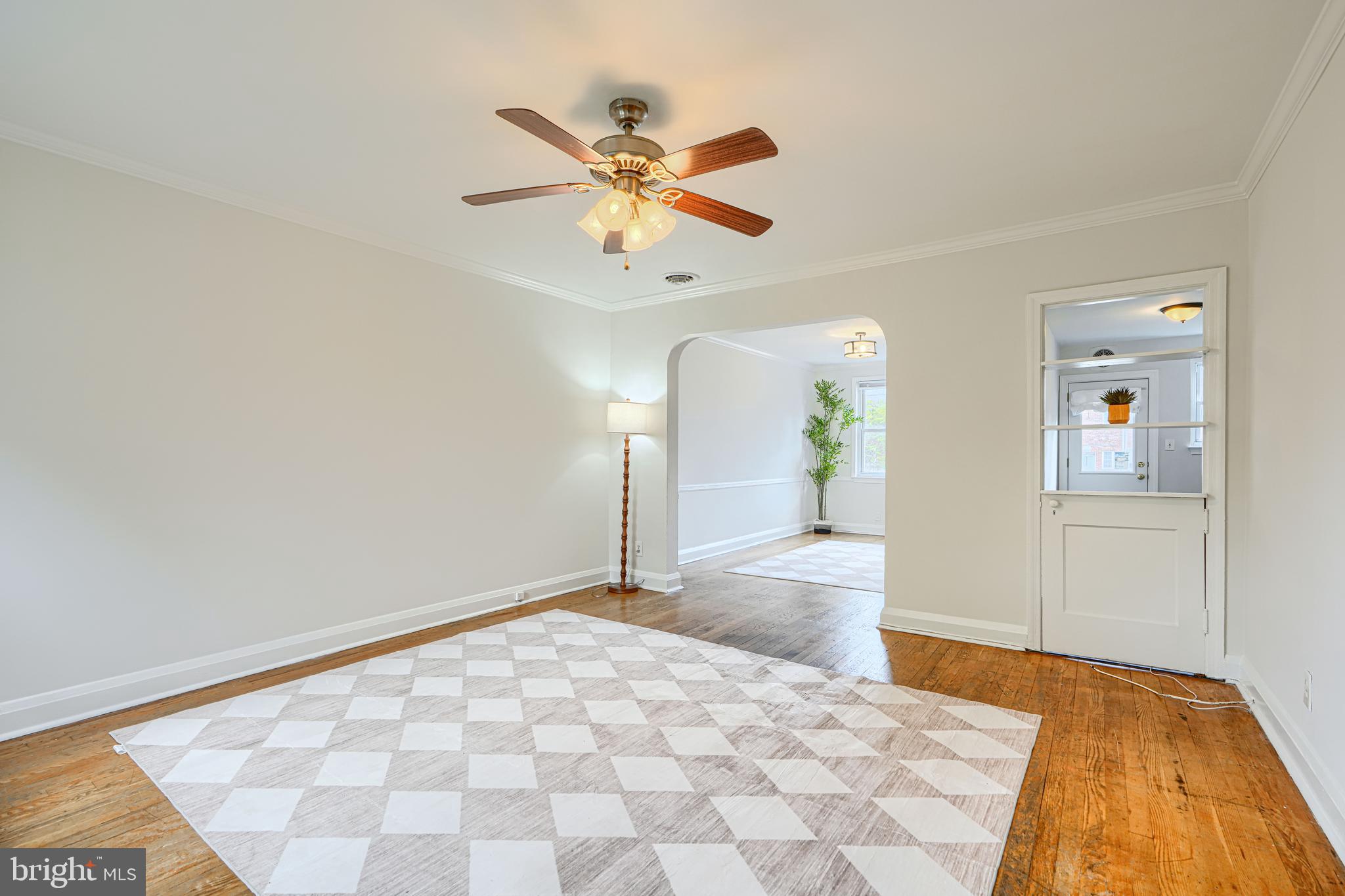 227 LINDEN AVENUE