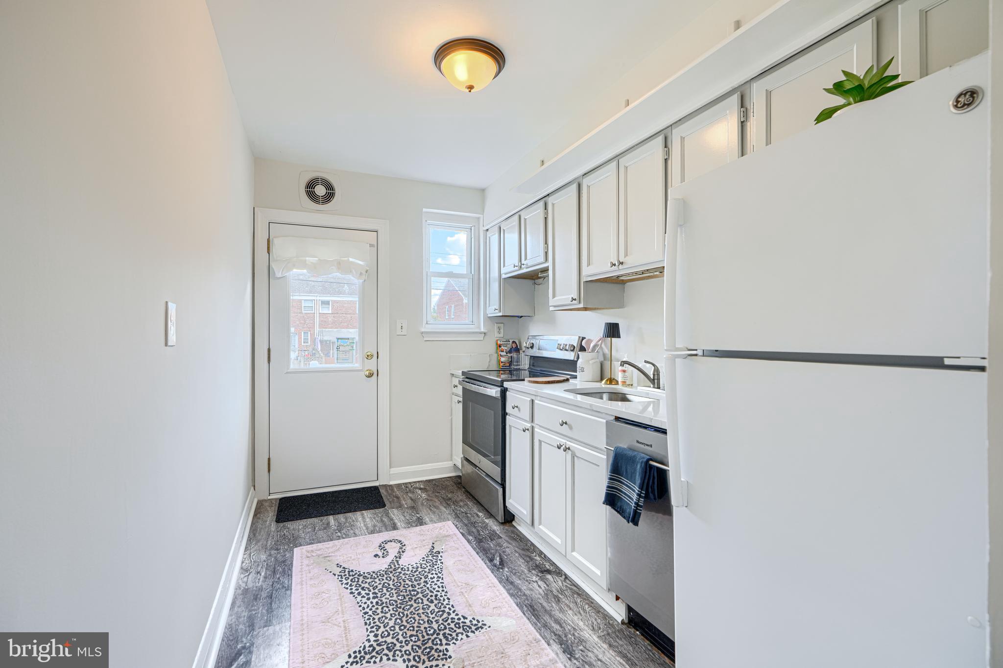 227 LINDEN AVENUE