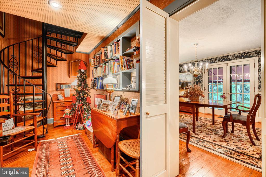 4510 COUNTRYSIDE LANE