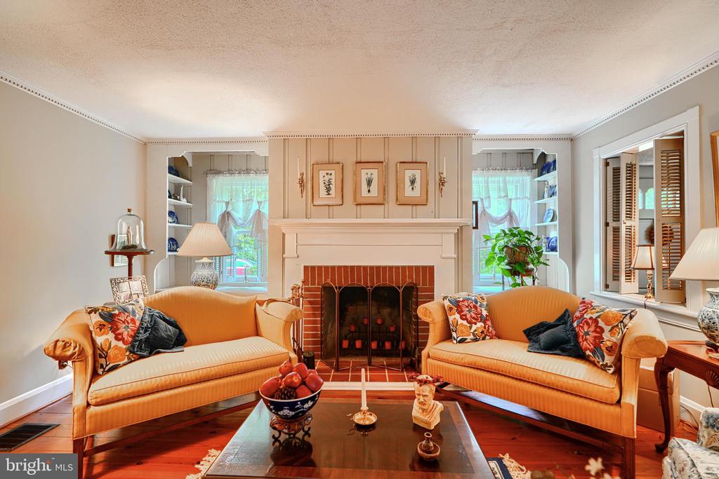4510 COUNTRYSIDE LANE