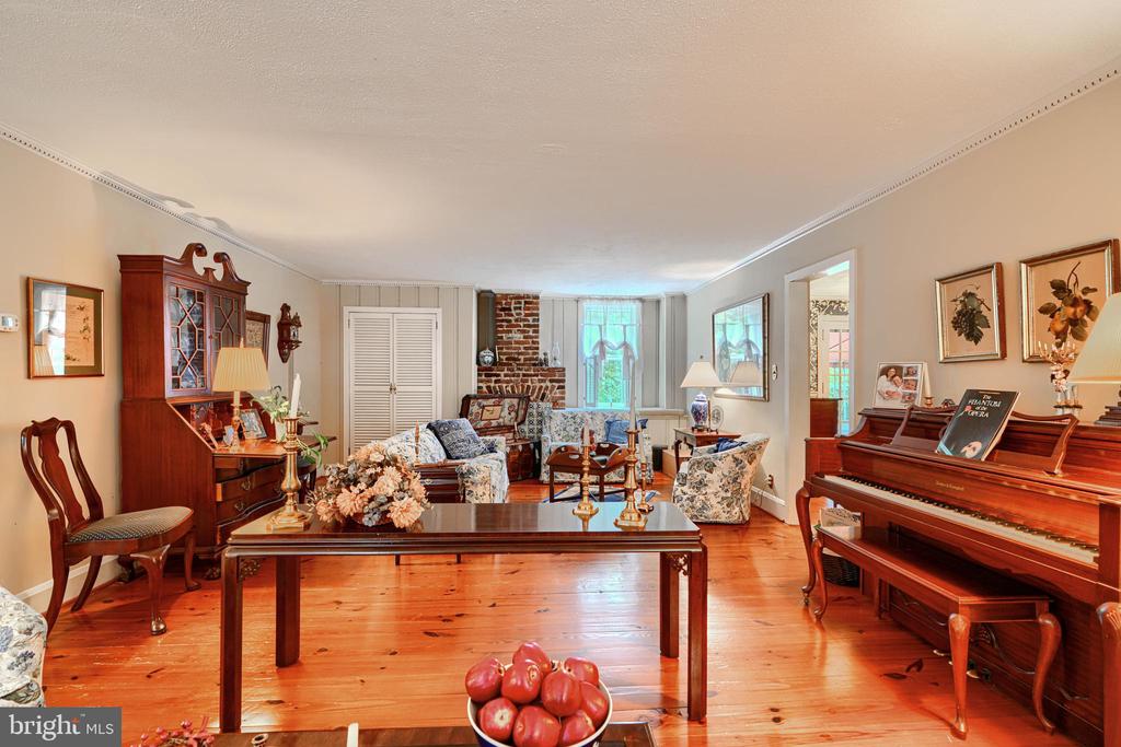 4510 COUNTRYSIDE LANE