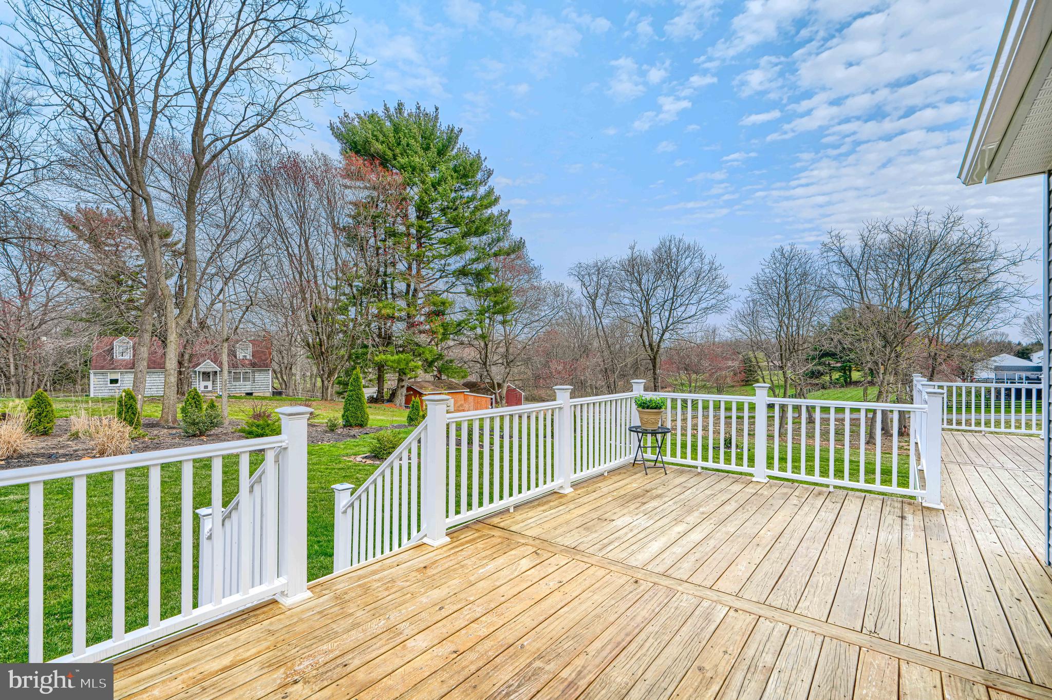 3825 JARRETTSVILLE PIKE