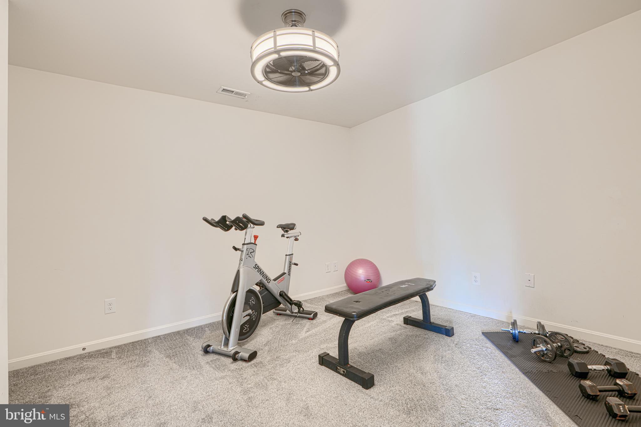 3825 JARRETTSVILLE PIKE