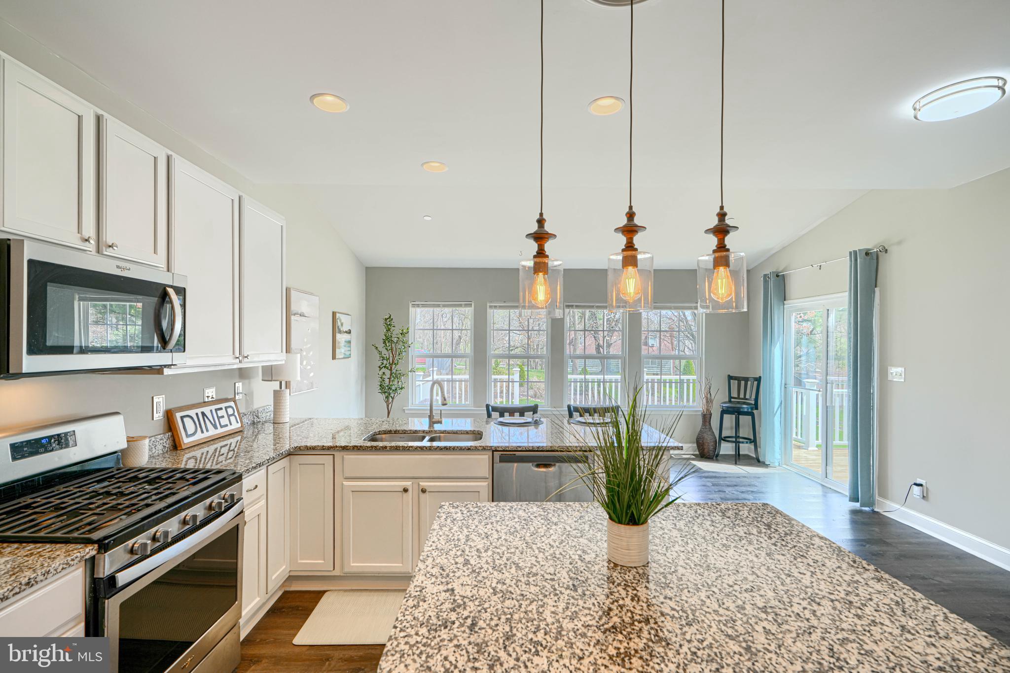 3825 JARRETTSVILLE PIKE