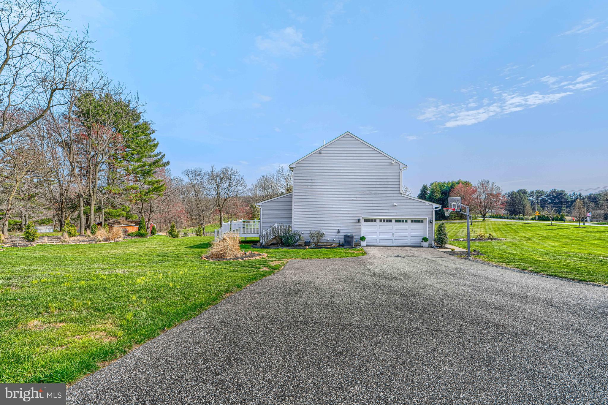 3825 JARRETTSVILLE PIKE