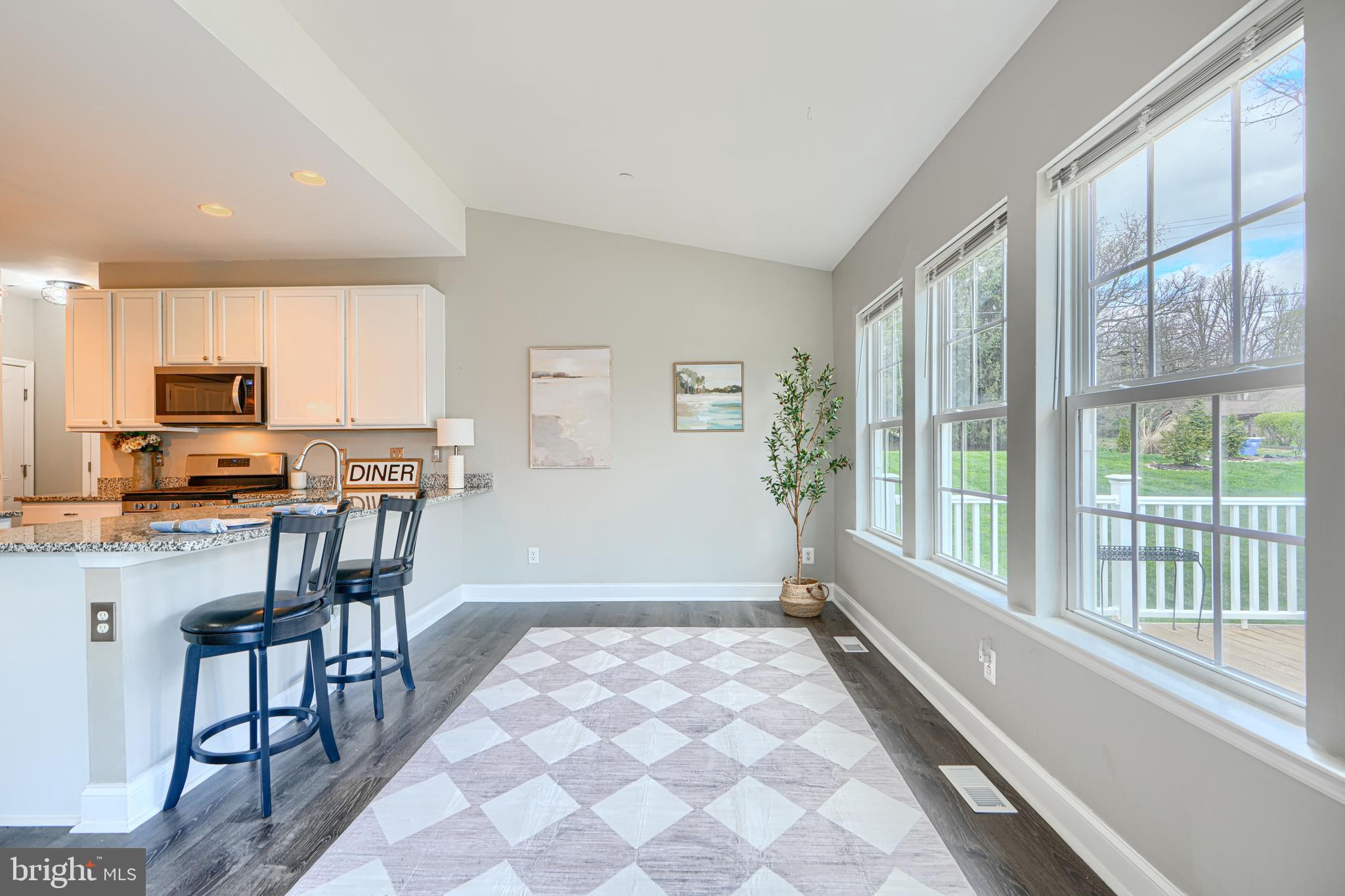 3825 JARRETTSVILLE PIKE