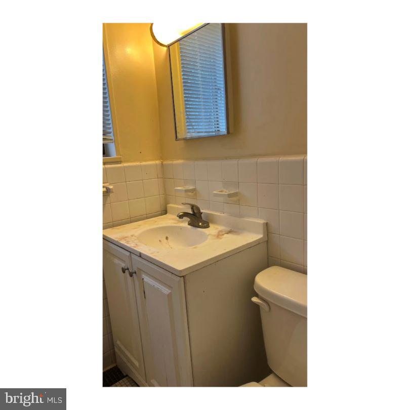 10500 MONTROSE AVENUE 101