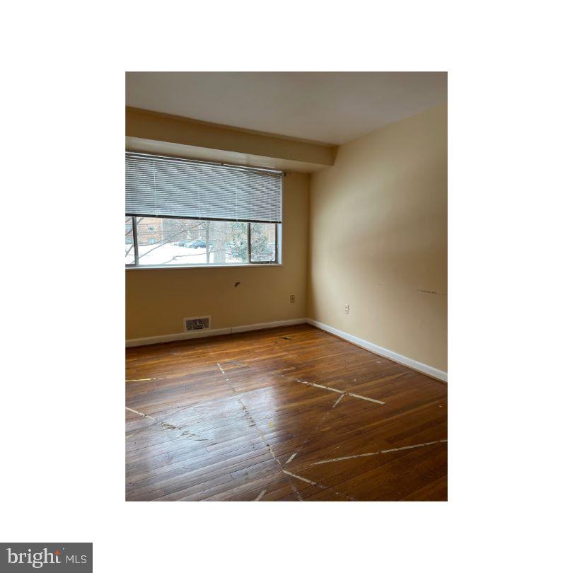 10500 MONTROSE AVENUE 101