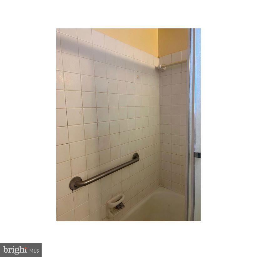 10500 MONTROSE AVENUE 101