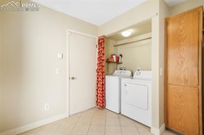 3330 Templeton Gap Road 15