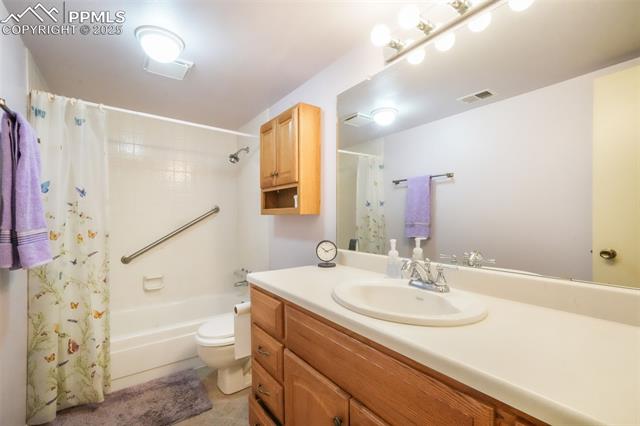 3330 Templeton Gap Road 15