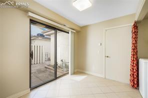 3330 Templeton Gap Road 15