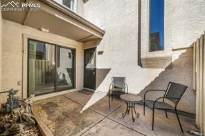 3330 Templeton Gap Road 15