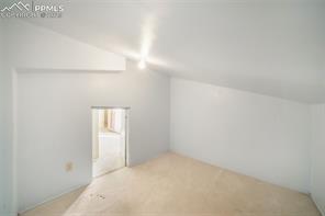 3330 Templeton Gap Road 15