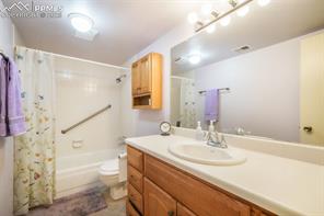 3330 Templeton Gap Road 15