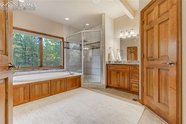 1220 Scarsbrook Court