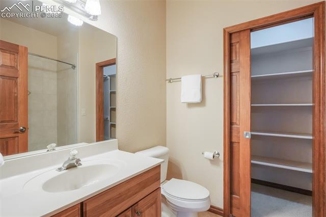 1220 Scarsbrook Court