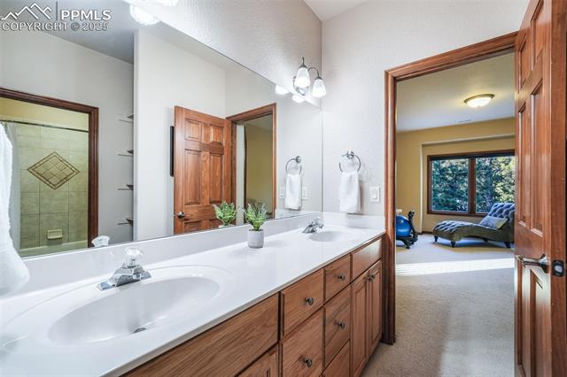 1220 Scarsbrook Court