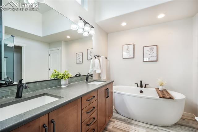 6078 Trappers Tale Court