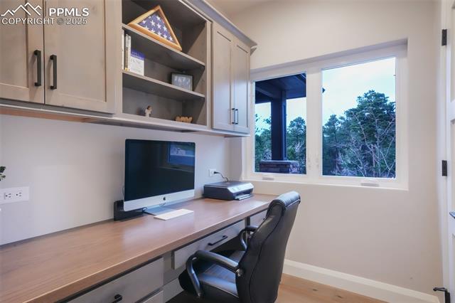 17548 Colonial Park Drive