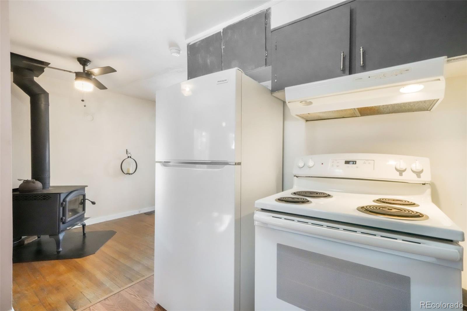 1915 E Jackson Street