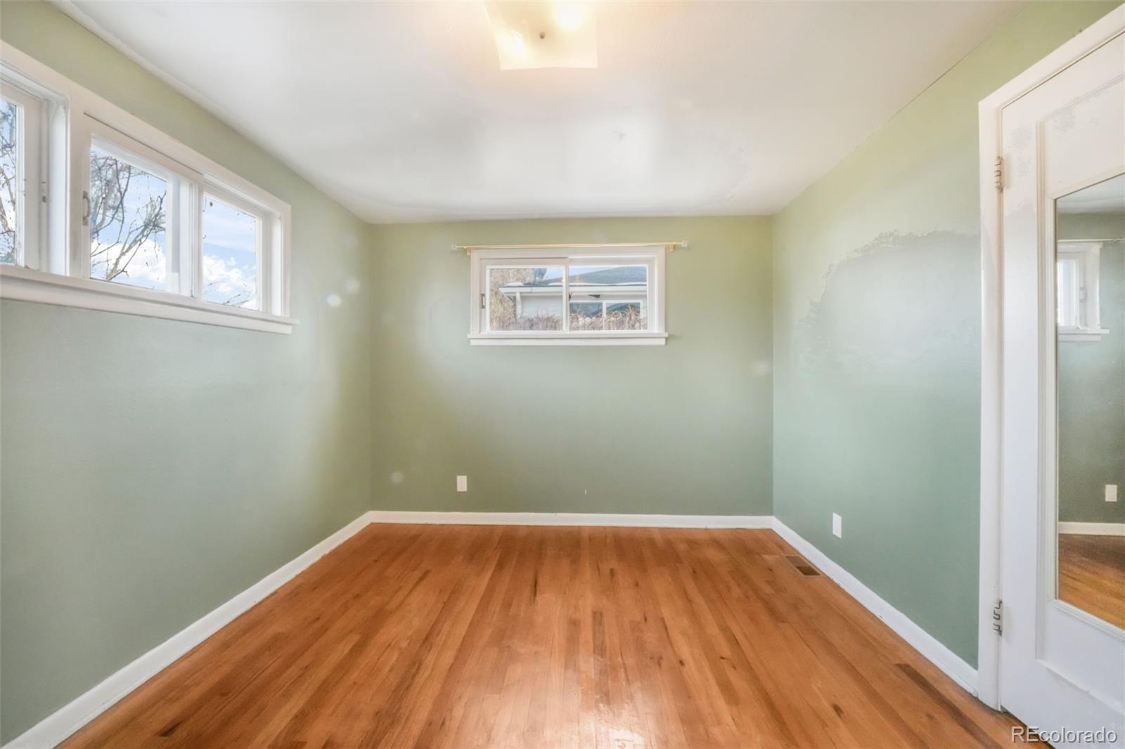 1915 E Jackson Street