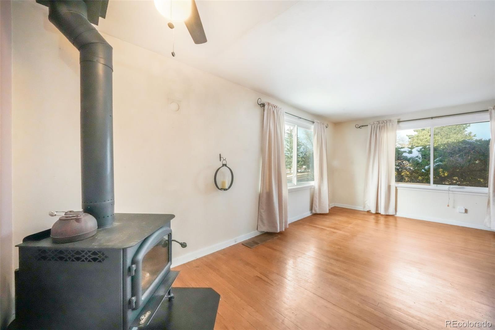 1915 E Jackson Street