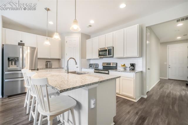 182 Vista Cliff Circle