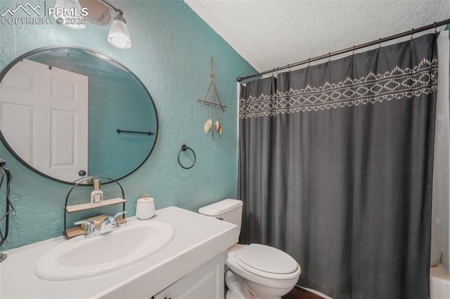 9775 Avenida Alegre Point