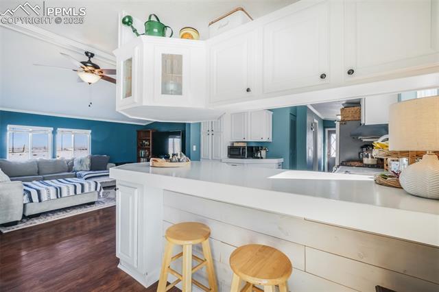 9775 Avenida Alegre Point