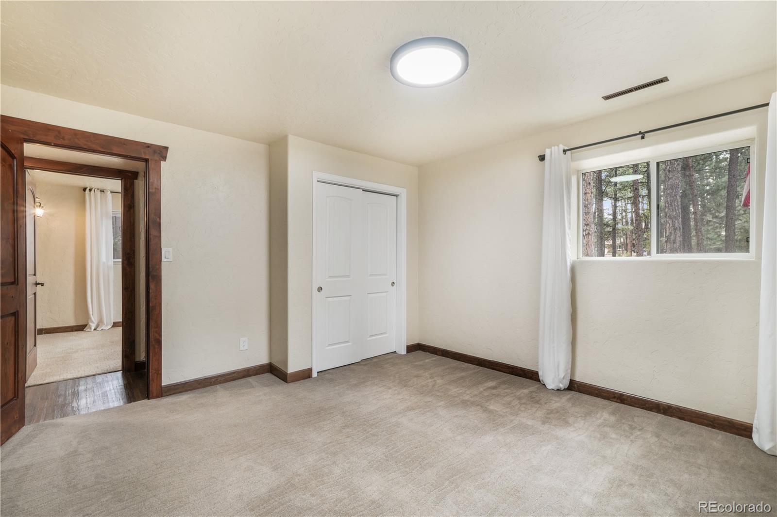 15245 Pleasant View Drive