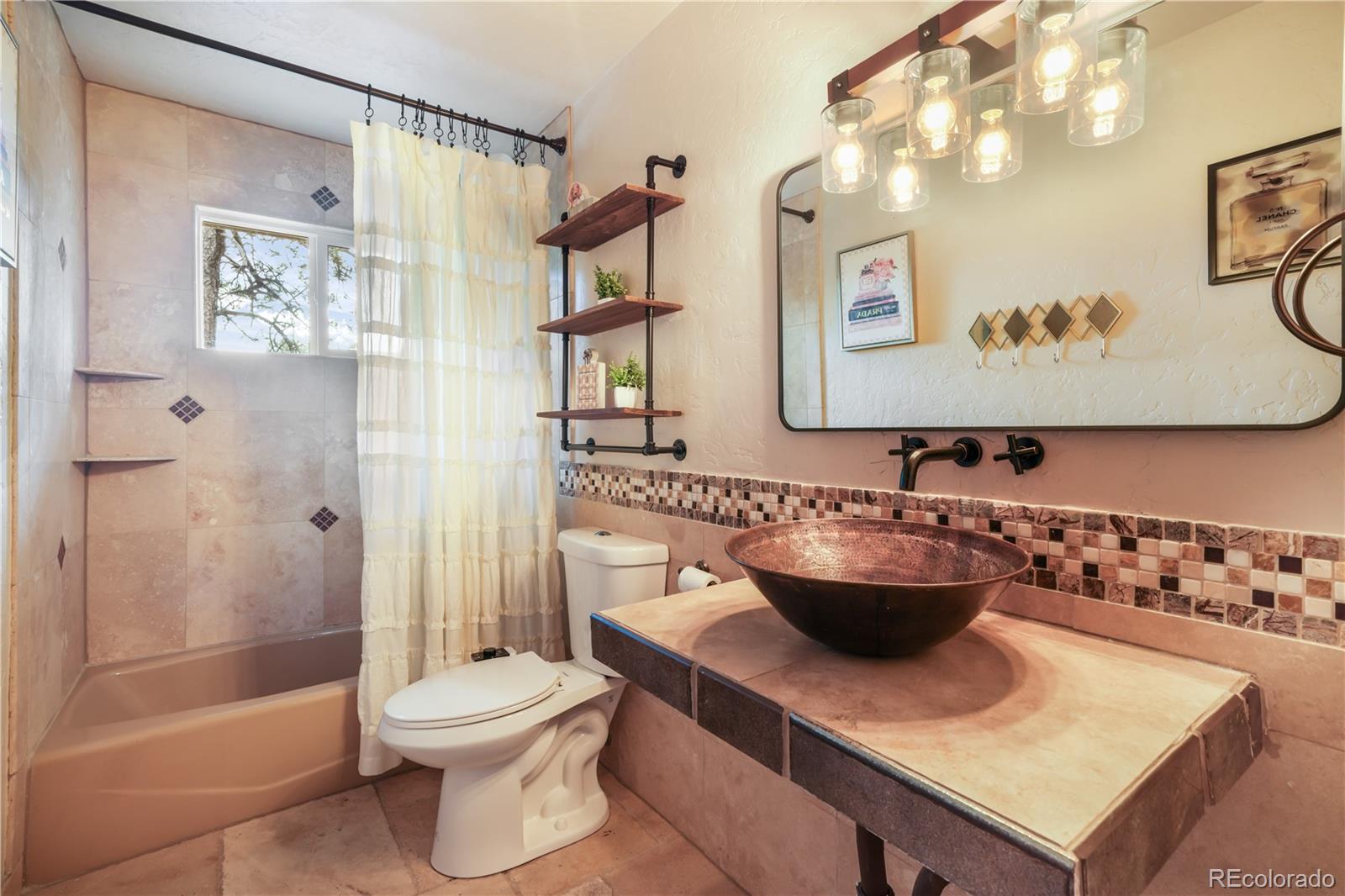 15245 Pleasant View Drive