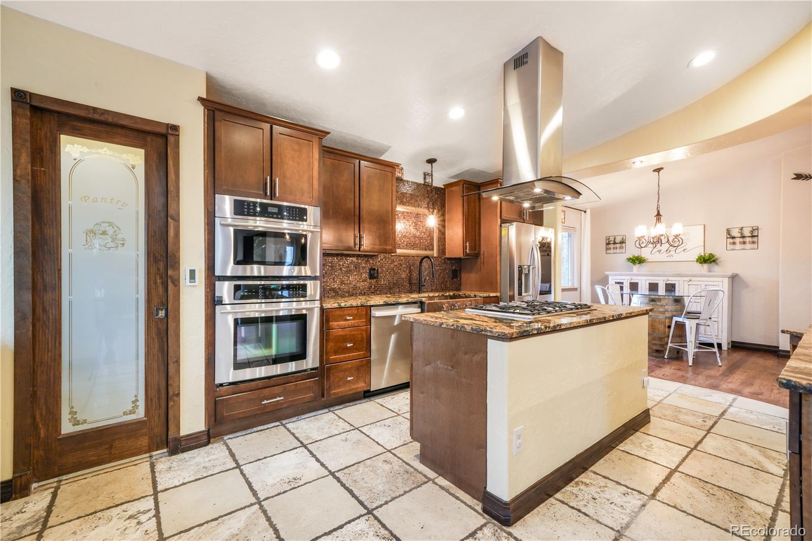 15245 Pleasant View Drive