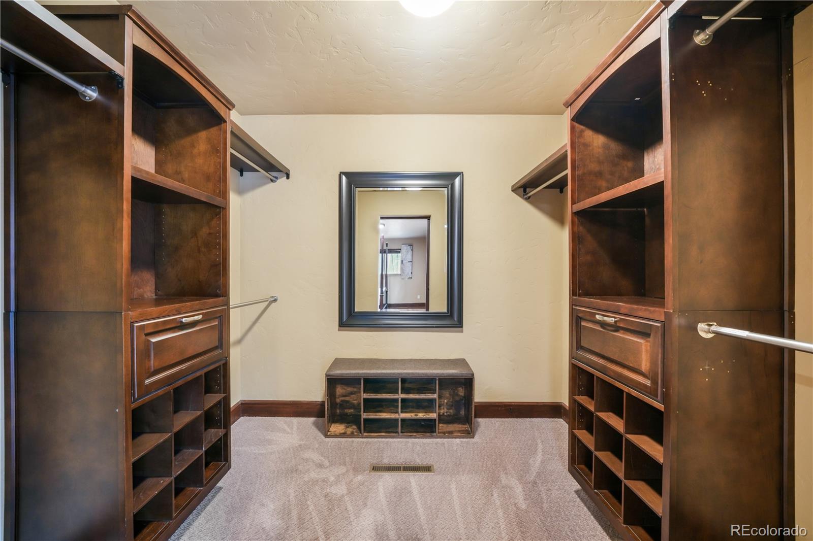 15245 Pleasant View Drive