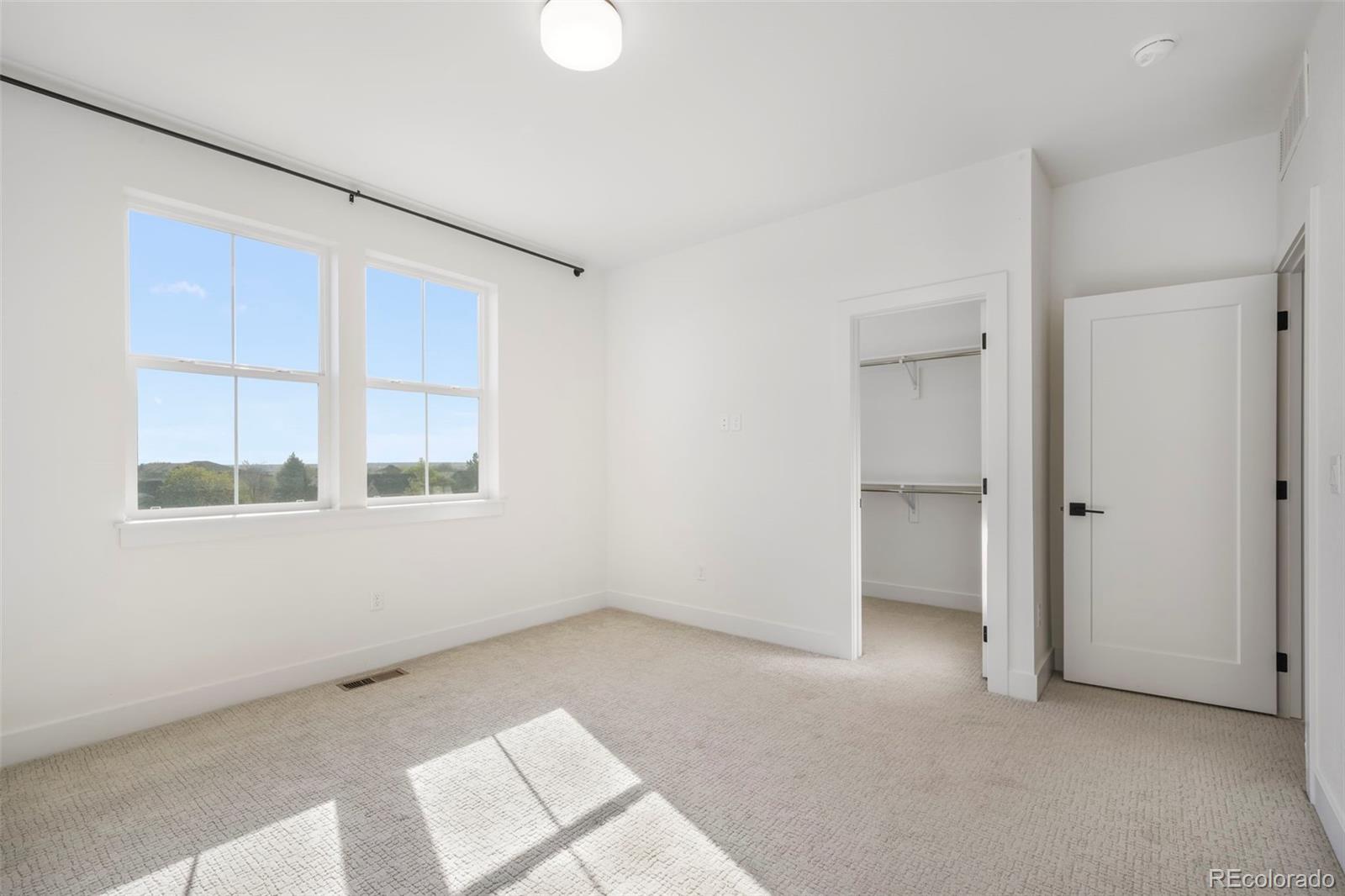 10334 Milwaukee Circle