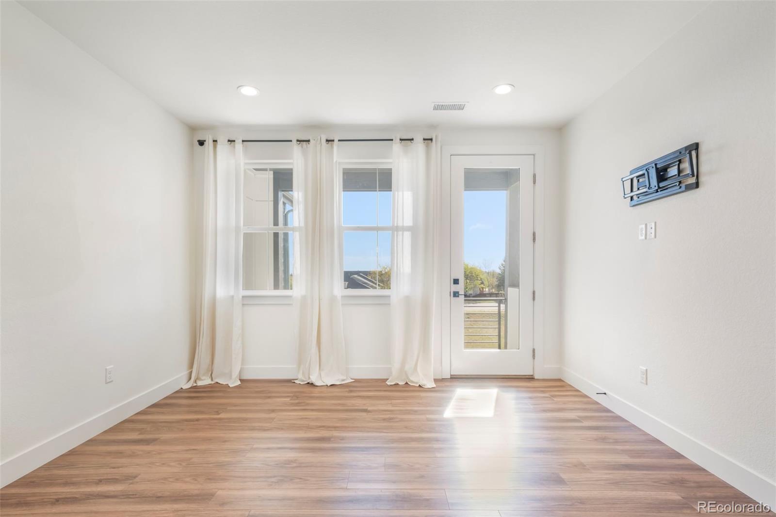 10334 Milwaukee Circle