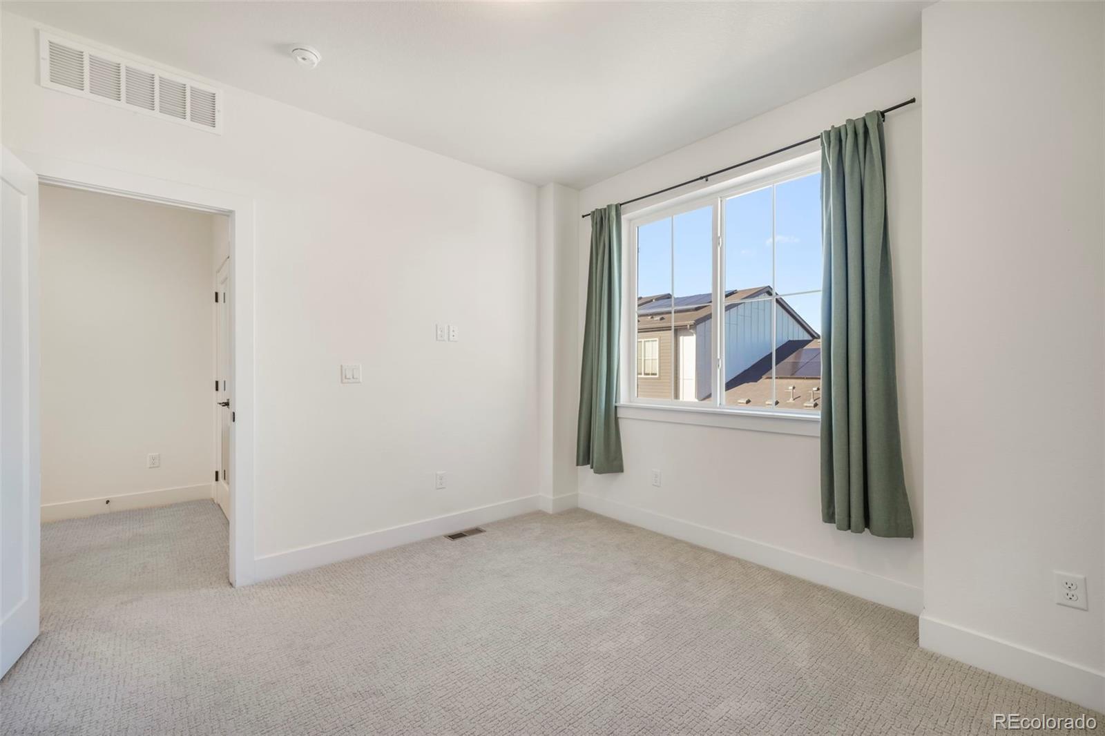 10334 Milwaukee Circle