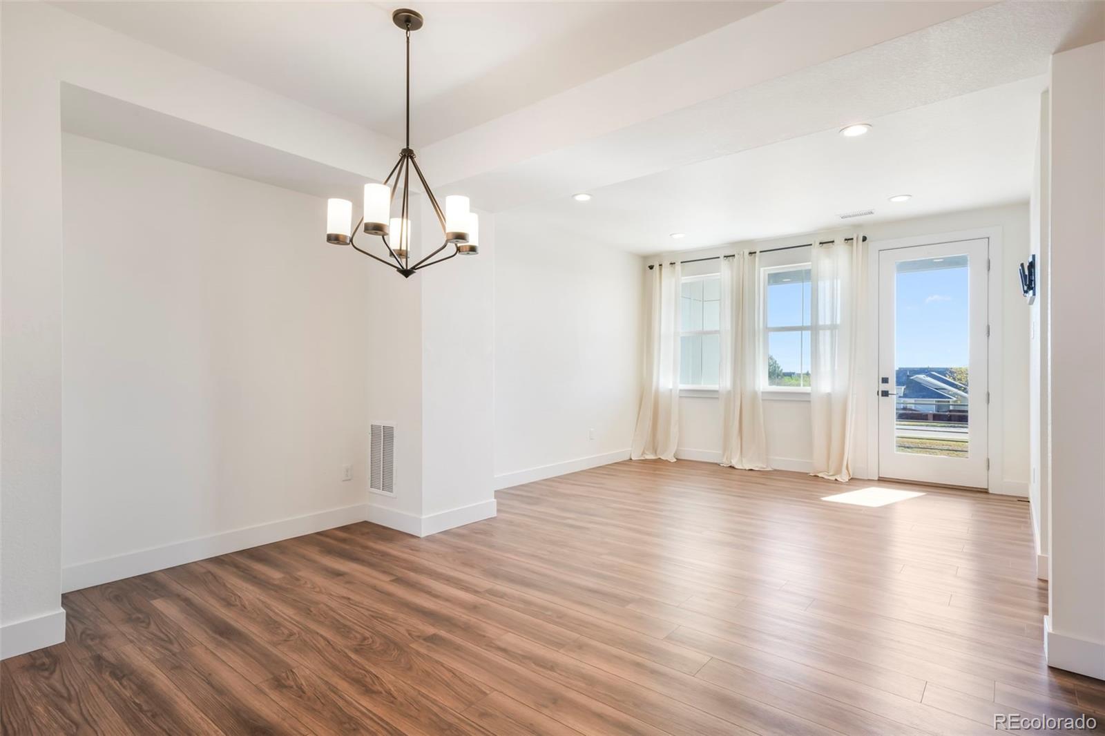 10334 Milwaukee Circle