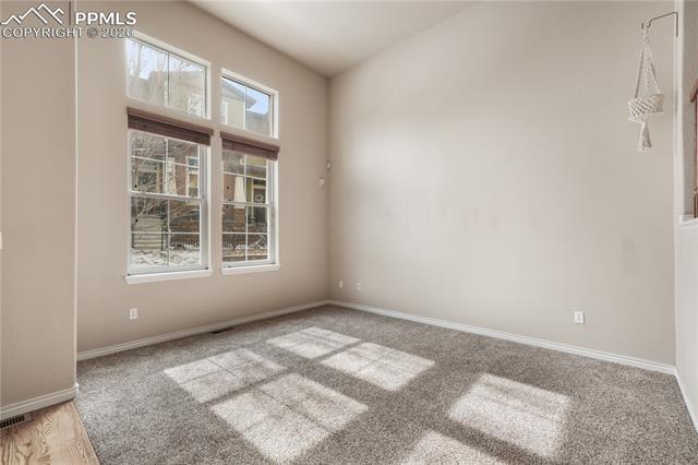 3329 Gladstone Creek Point