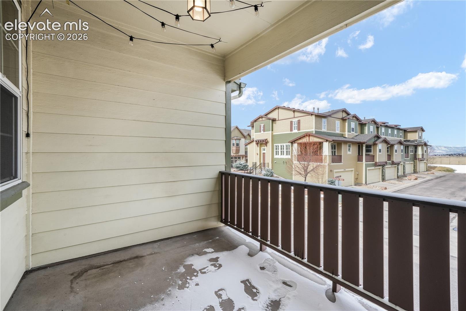 3329 Gladstone Creek Point