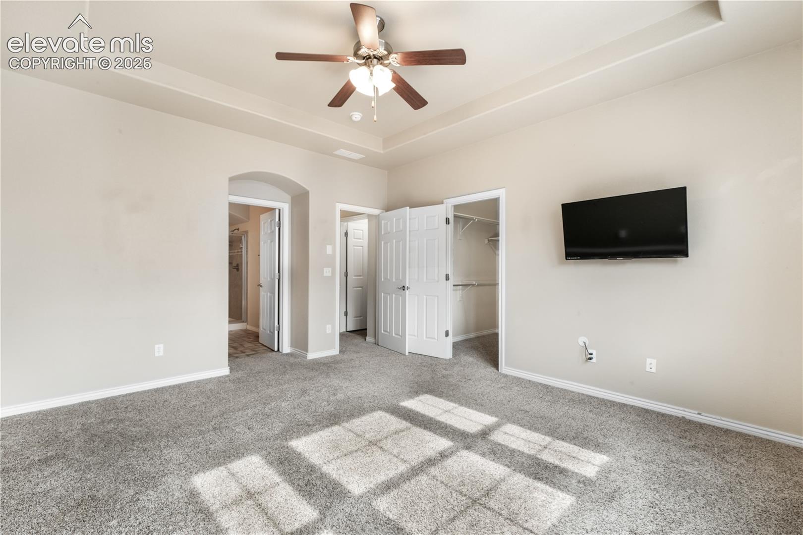 3329 Gladstone Creek Point