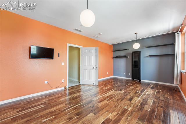 3329 Gladstone Creek Point