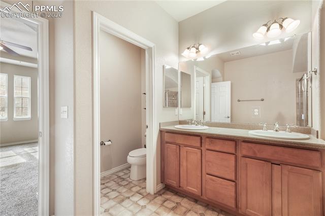 3329 Gladstone Creek Point