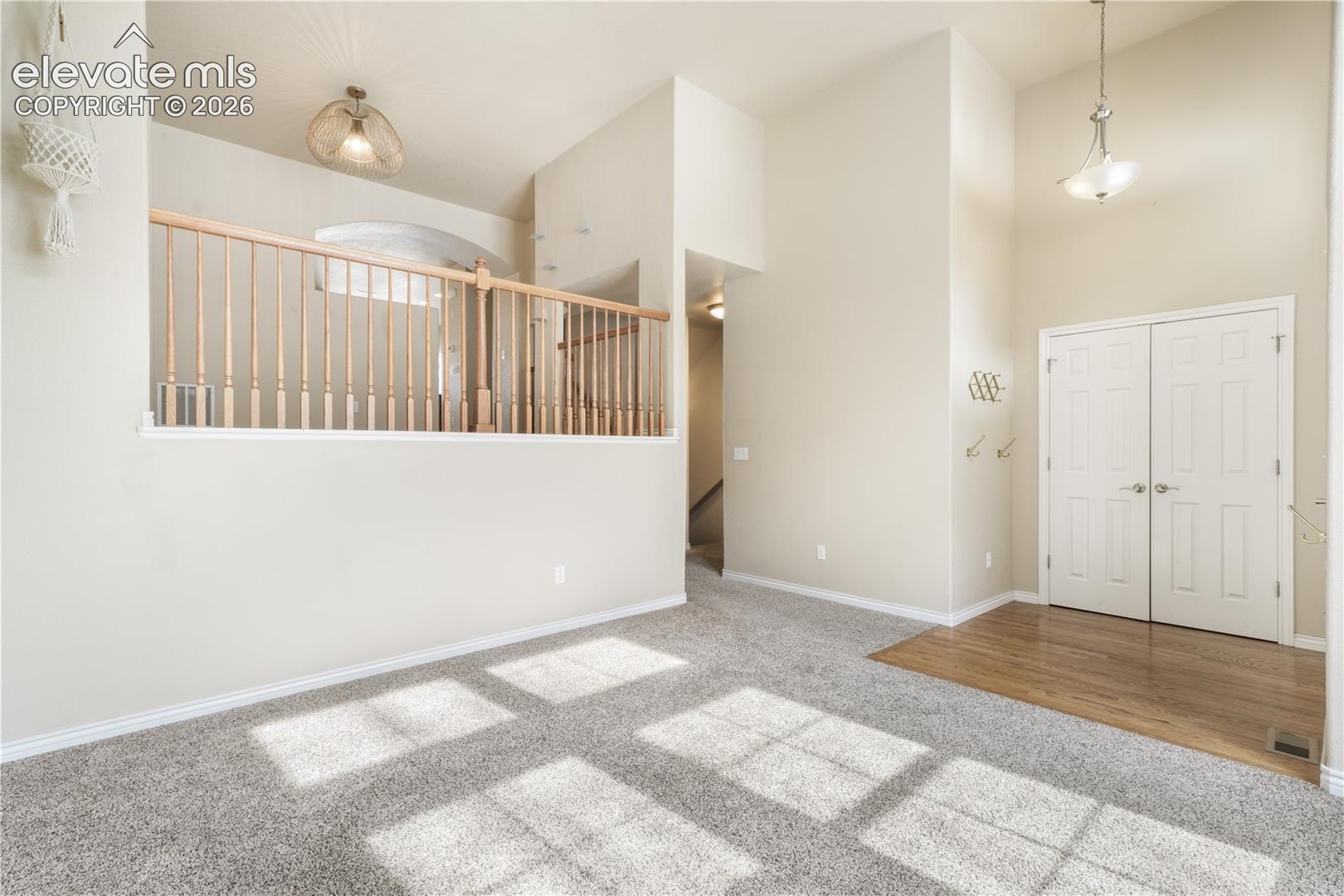 3329 Gladstone Creek Point