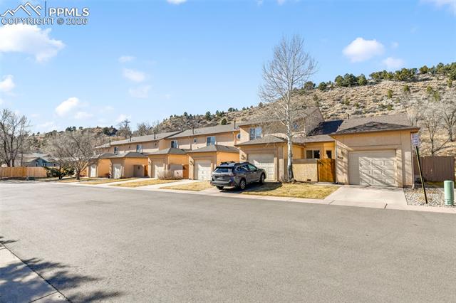 638 Echo Lane