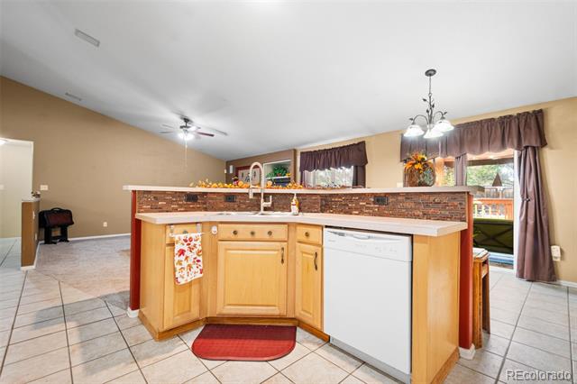 11313 OAKLAND Drive