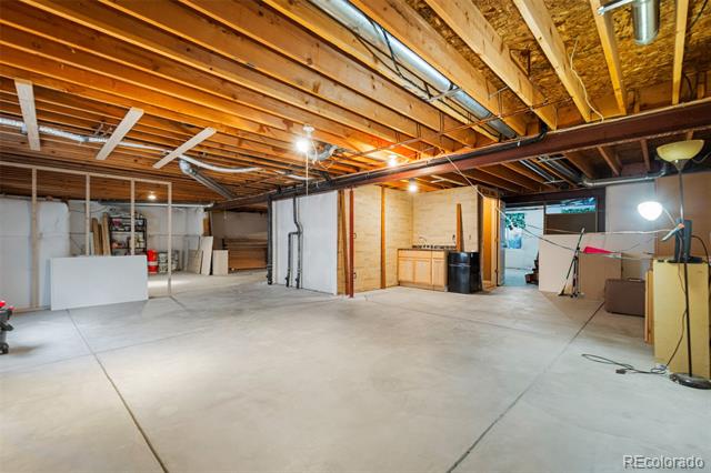 11313 OAKLAND Drive